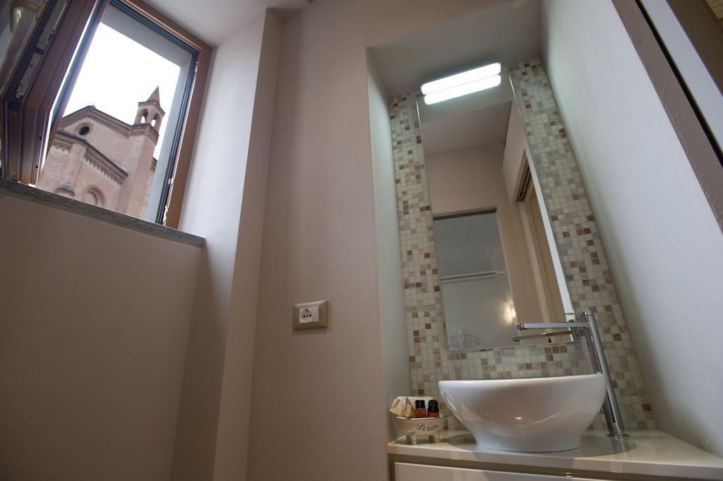 Vinoteca La Sacrestia Bed & Breakfast Alba  Ruang foto